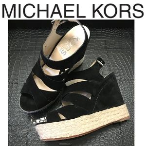 Micheal Kors Platform Wedge Sandals sz 8